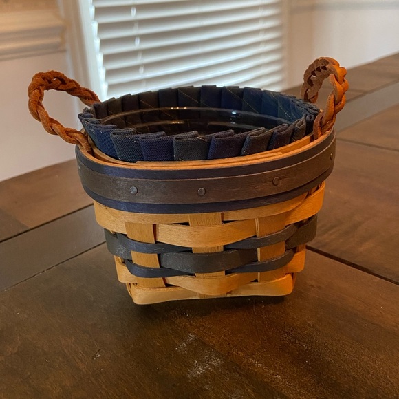 1998 Longaberger Collectors Club Basket!